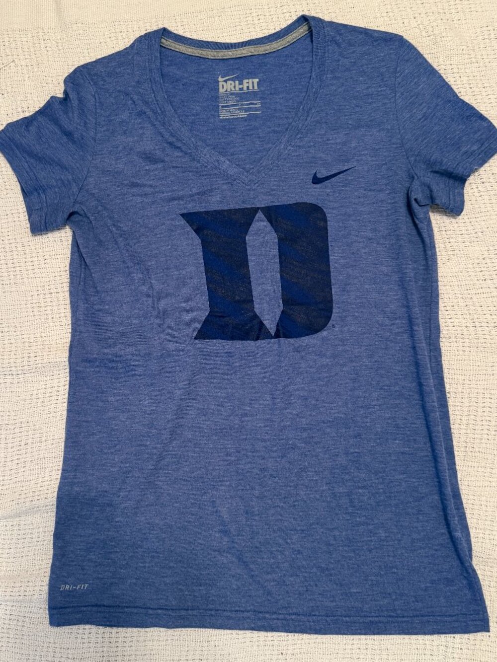 NIKE DUKE Blue Devils Dri-fit VNeck Women's tshirt SMALL